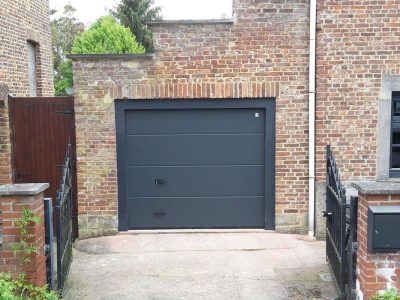 atelier-de-la-fenetre-pose-Porte-de-garage-Lessive